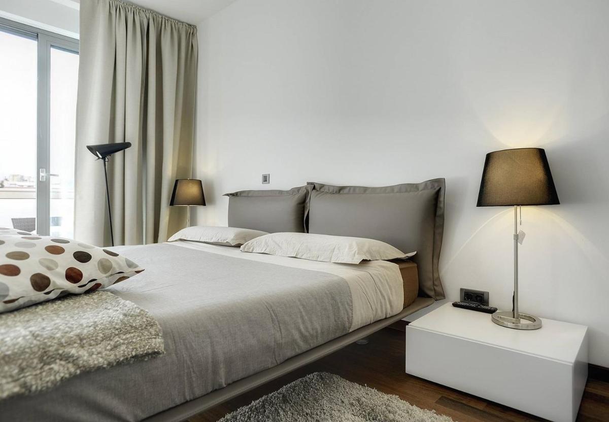 Pula City Business Apartments Esterno foto